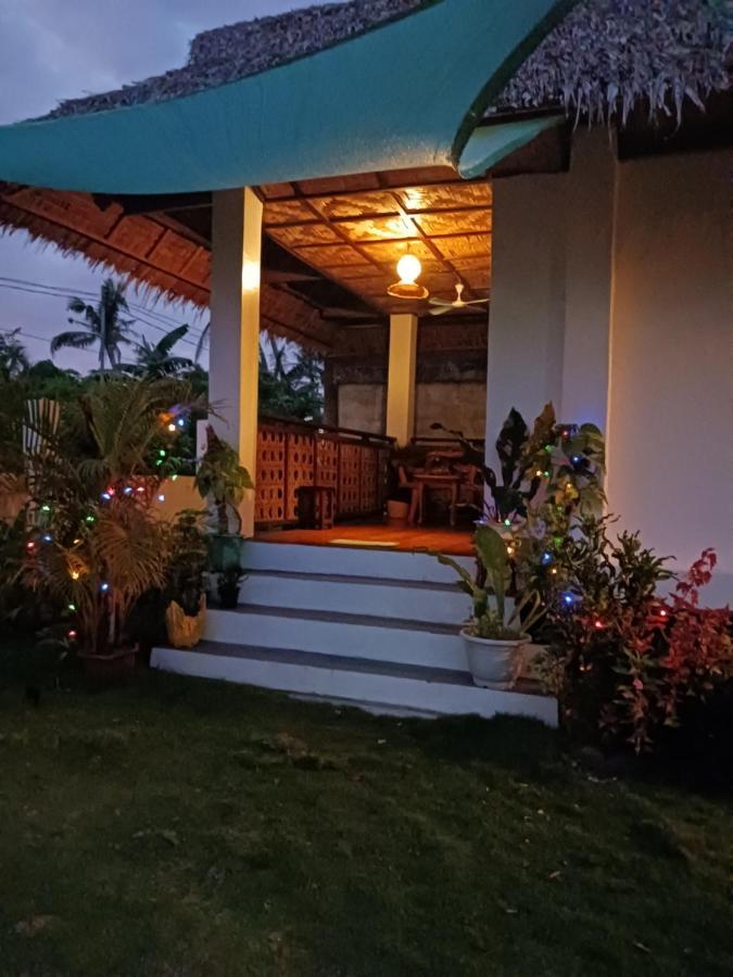 Weeroona Huts Homestay Pacifico San Isidro  Eksteriør billede