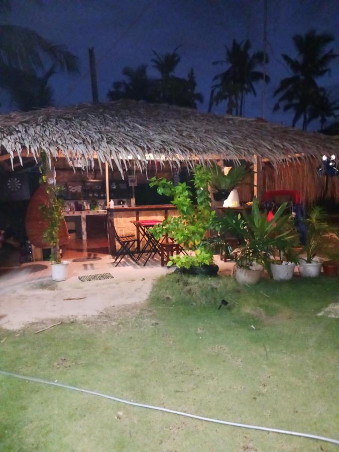 Weeroona Huts Homestay Pacifico San Isidro  Eksteriør billede