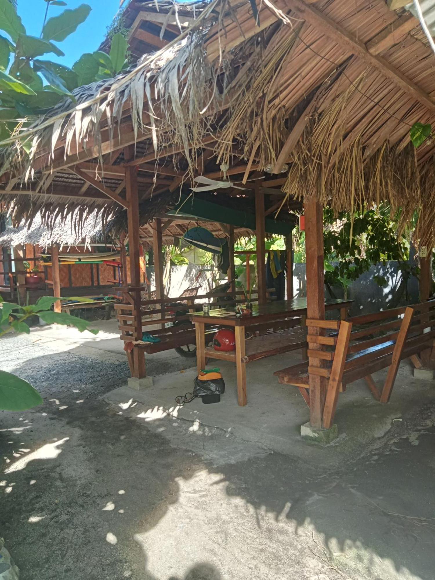 Weeroona Huts Homestay Pacifico San Isidro  Eksteriør billede